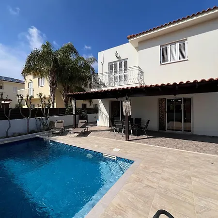 The Brilliant Βίλα